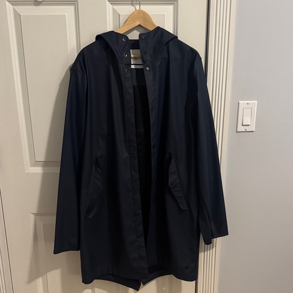 Herschel Supply Company Classic Navy long raincoat